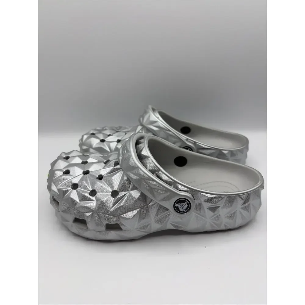 Crocs Classic Silver Metallic Geometric Clog Sz US M3 W5 NWT 210002-040